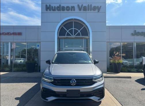 2023 Volkswagen Tiguan 2.0T SE R-Line Black 4MOTION