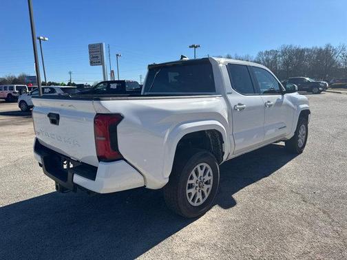 2024 Toyota Tacoma SR5