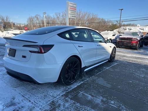 2024 Tesla Model 3 Performance