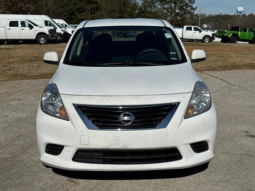 2014 Nissan Versa 1.6 SV