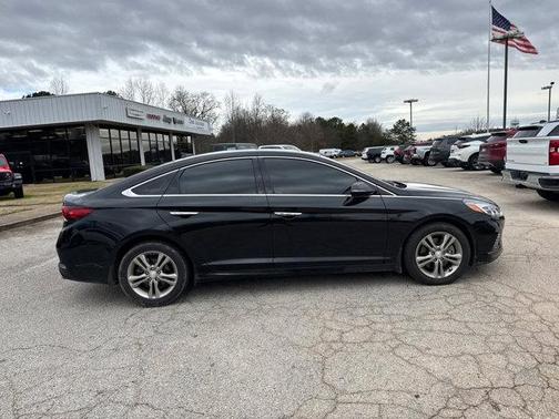 2019 Hyundai SONATA Limited