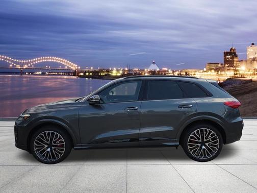 Daytona Gray Metallic 2026 Audi SQ5 3.0T Prestige