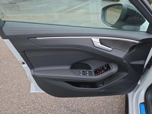 2026 Audi A6 Premium Plus quattro S tronic