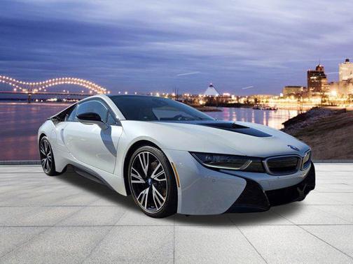 2014 BMW i8 2dr Cpe