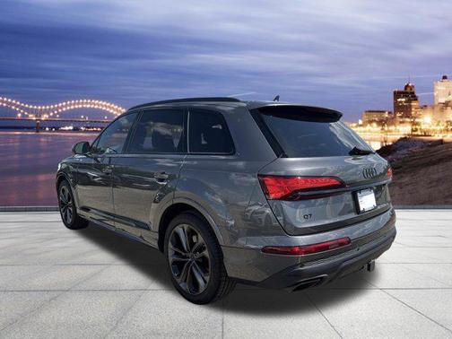 'GRAY' 2026 Audi Q7 55 Premium Plus