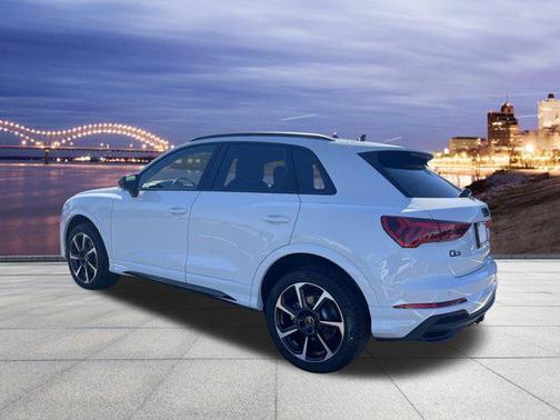 2025 Audi Q3 45 S line Premium Plus