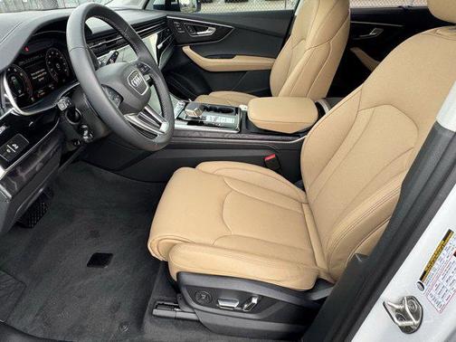 2025 Audi Q7 55 Prestige