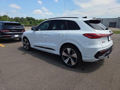 Glacier White Metallic 2026 Audi SQ5 3.0T Premium Plus