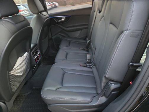 2026 Audi Q7 55 Premium Plus