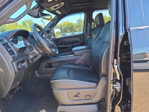 2022 RAM 3500 Limited Mega Cab 4x4 6'4' Box