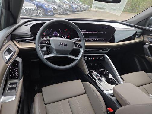 2025 Audi Q5 Premium Plus