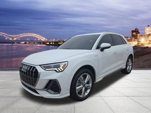 2022 Audi Q3 45 S line Premium Plus