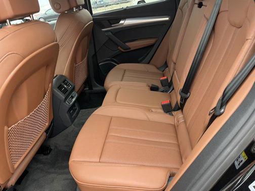 2025 Audi Q5 45 S line Premium Plus