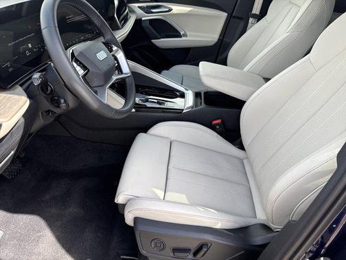 2025 Audi Q5 Premium Plus TFSI quattro S tronic