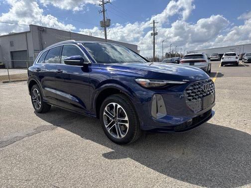 2025 Audi Q5 Premium Plus TFSI quattro S tronic