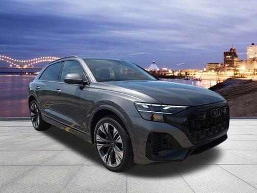 Samurai Gray Metallic 2025 Audi Q8 55 Premium