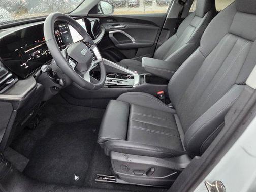 2025 Audi Q5 Premium Plus TFSI quattro S tronic