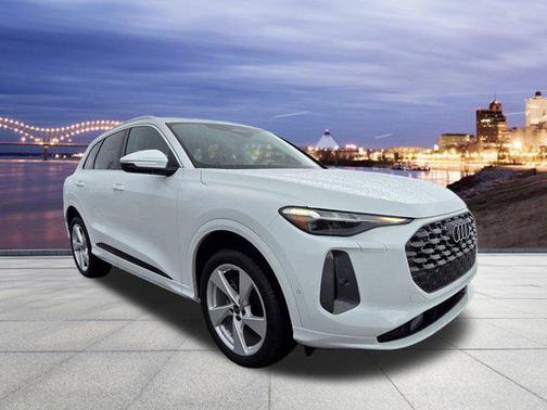 2025 Audi Q5 Premium Plus TFSI quattro S tronic