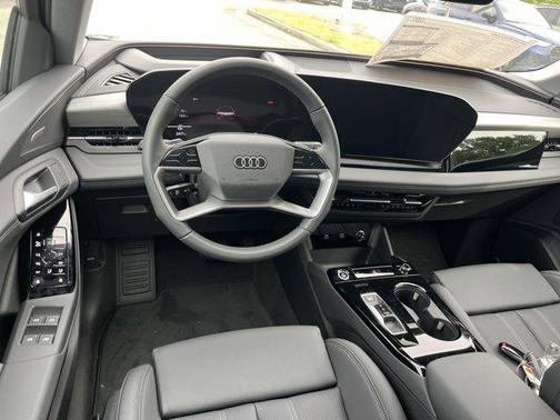 2025 Audi Q6 e-tron Premium Plus quattro