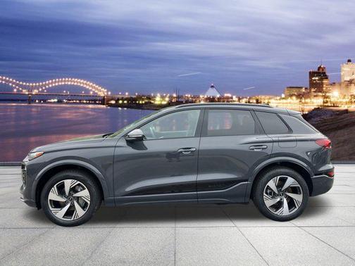 2025 Audi Q6 e-tron Premium Plus quattro