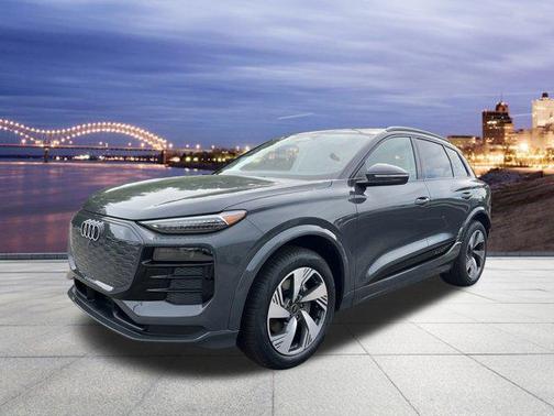 2025 Audi Q6 e-tron Premium Plus quattro