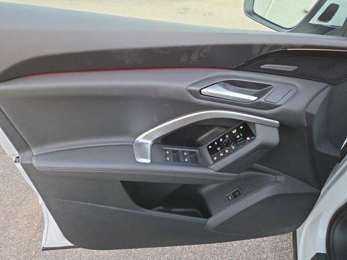 2025 Audi Q5 Prestige TFSI quattro S tronic