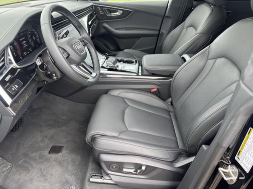 2026 Audi Q8 55 Prestige