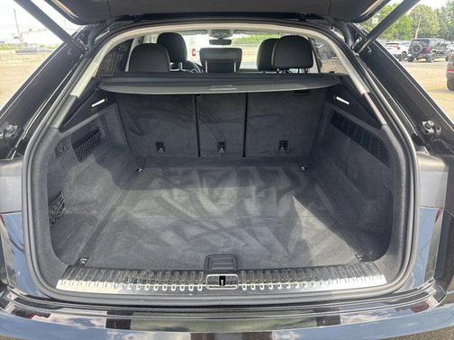 Mythos Black Metallic 2023 Audi Q8 55 Prestige