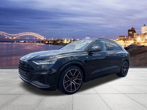 Mythos Black Metallic 2023 Audi Q8 55 Prestige