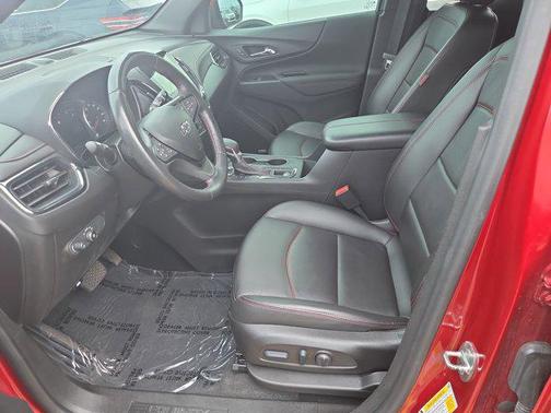 Cherry Red Tintcoat 2022 Chevrolet Equinox AWD RS