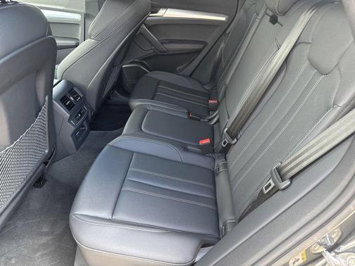 2025 Audi Q5 45 S line Premium Plus