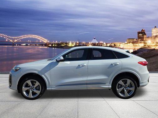 2025 Audi Q5 Premium Plus TFSI quattro S tronic