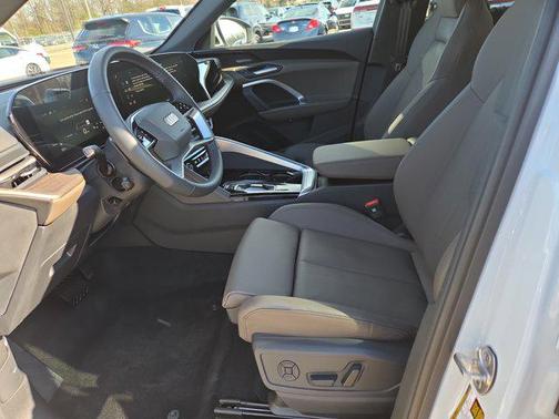 2025 Audi Q5 Premium Plus TFSI quattro S tronic