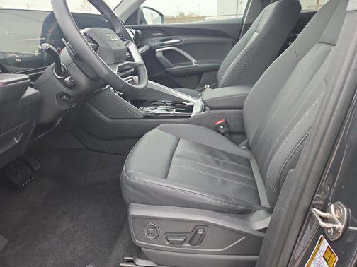 2025 Audi Q5 Premium Plus TFSI quattro S tronic