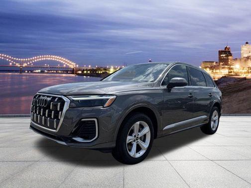 2025 Audi Q7 45 Premium