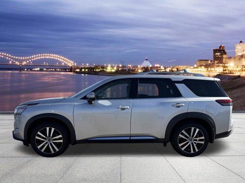 2023 Nissan Pathfinder Platinum 4WD