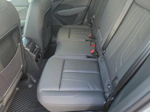 Arrow Gray Pearl Effect 2026 Audi Q3 TFSI quattro S tronic