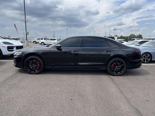 2024 Audi S8 4.0T