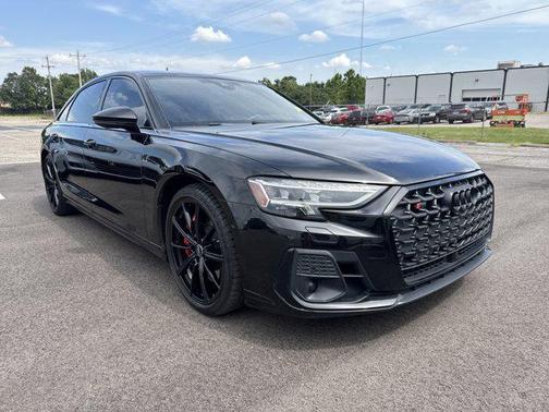 2024 Audi S8 4.0T