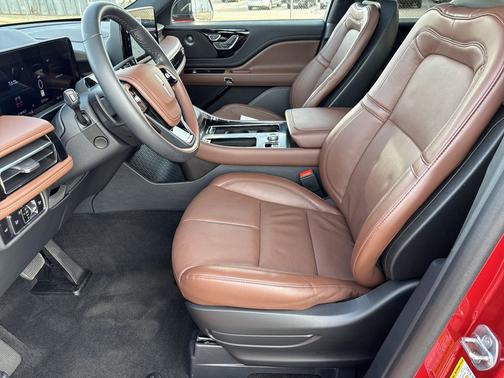 Red Carpet Tinted Clearcoat 2025 Lincoln Aviator Reserve AWD