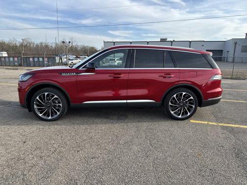 2025 Lincoln Aviator Reserve AWD