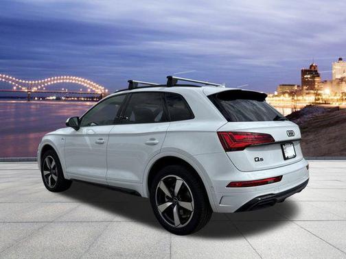 2023 Audi Q5 45 S line Prestige