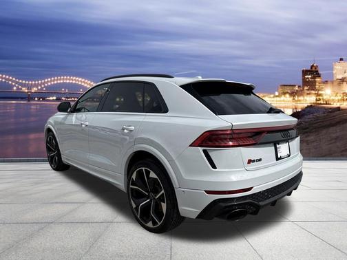 Glacier White Metallic 2024 Audi RS Q8 4.0T