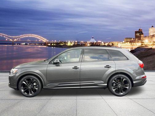 2025 Audi Q7 55 Prestige