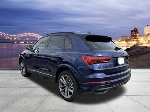 Navarra Blue Metallic 2025 Audi Q3 Premium 45 TFSI S line quattro Tiptronic