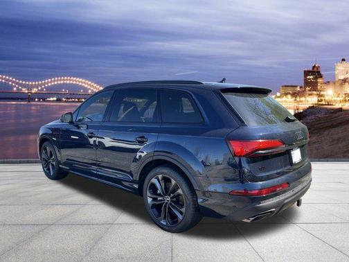 2025 Audi Q7 55 Prestige