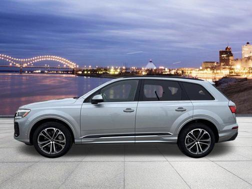 Satellite Silver Metallic 2025 Audi Q7 45 Premium Plus