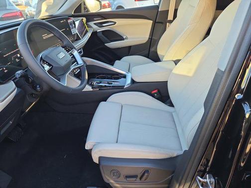 2025 Audi Q5 Prestige TFSI quattro S tronic