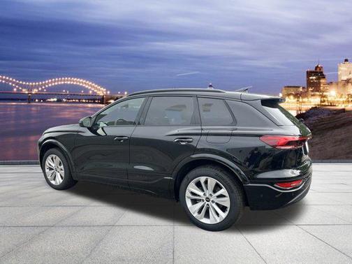 2025 Audi Q6 e-tron Premium Plus