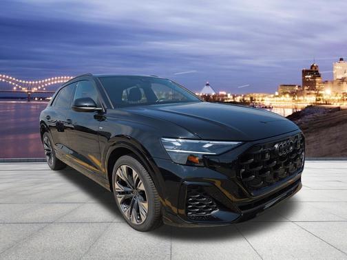 Mythos Black Metallic 2026 Audi Q8 55 Premium Plus